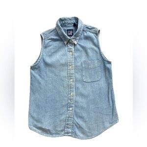 Gap Sleeveless Button Up Blouse - sz M